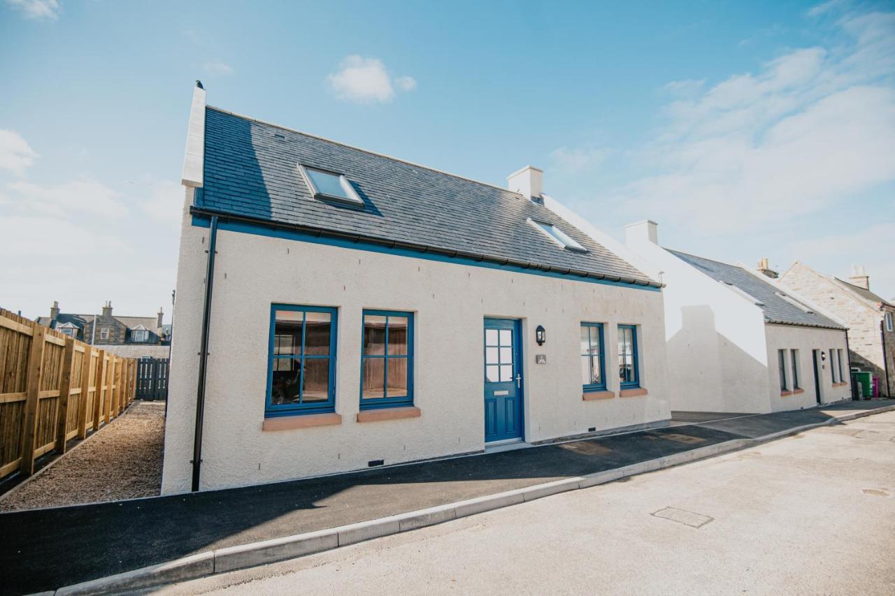 The Seafield Arms Hotel Cullen - Self Catering Exterior foto